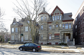 Building Photo - Cedar Flats