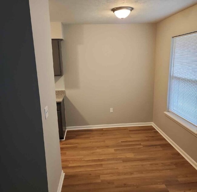 Building Photo - 4908 Saddlebrook Ln