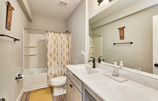 Building Photo - 2453 Grover Ridge Dr