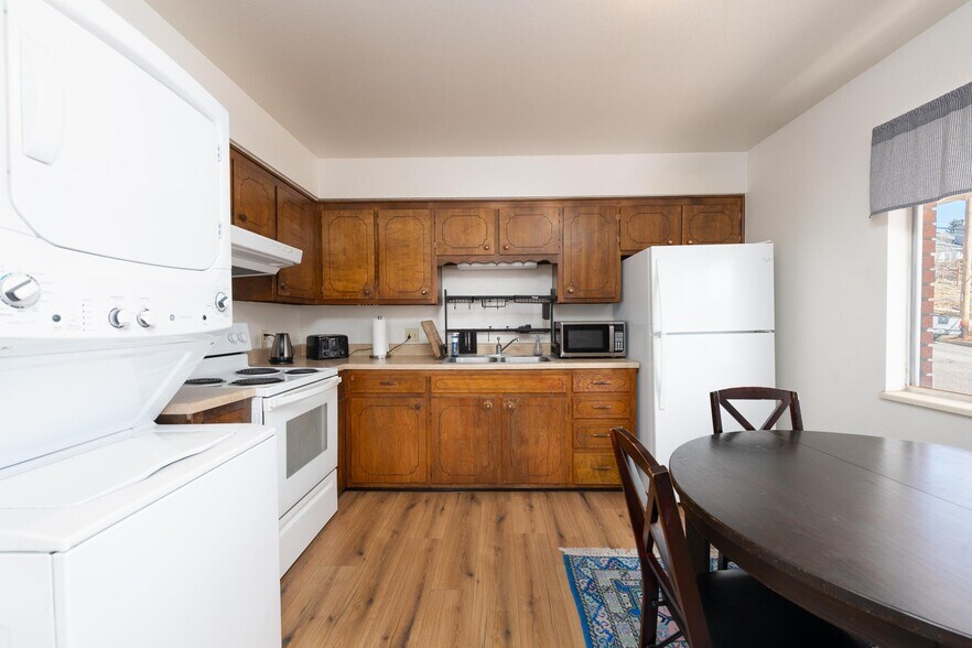 Building Photo - 104 N 25th St