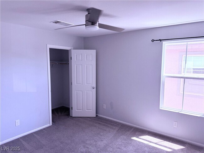 Building Photo - 3032 Misty Pine Ave.