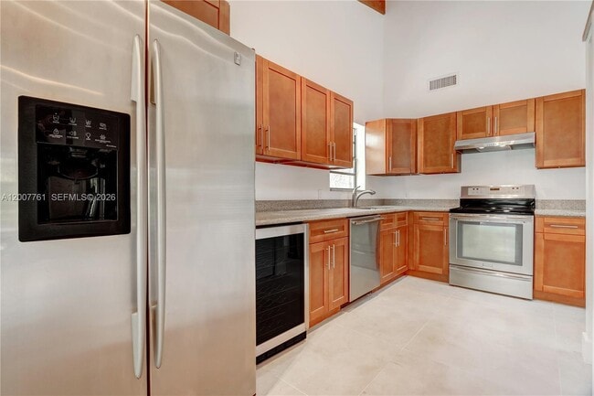 Building Photo - 9103 SW 78th Pl