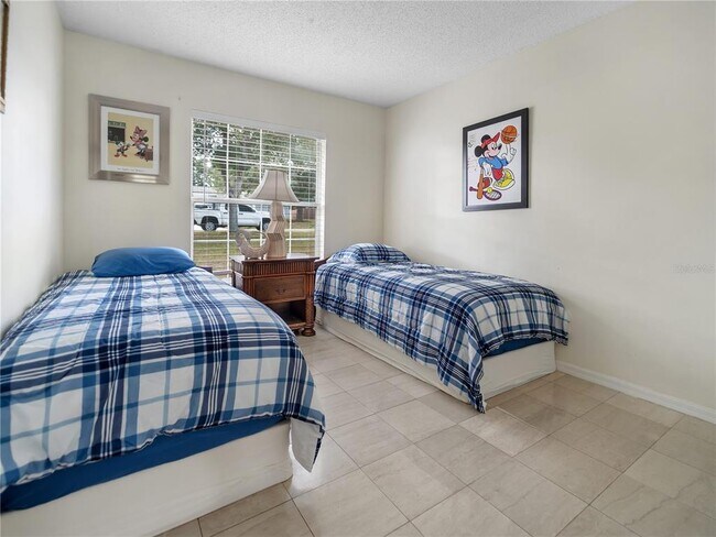 Building Photo - 15405 Margaux Dr