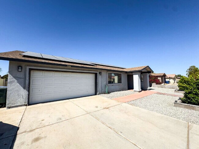 Building Photo - “Spacious 4-Bedroom, 2-Bath Home with Solar Panels in Yuma”