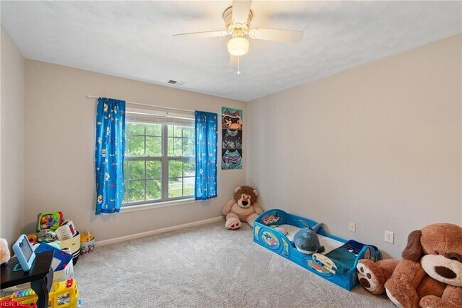 Building Photo - 704 Rocky Run Ct