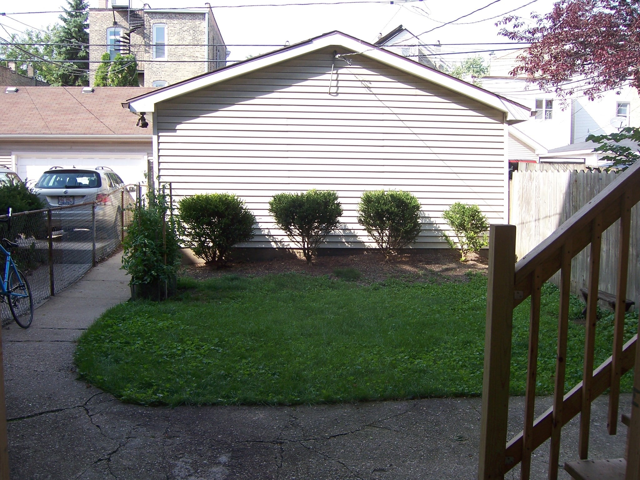 Building Photo - 1730 W Erie St