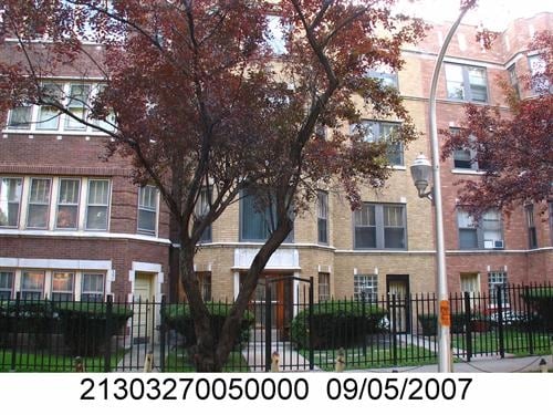 Primary Photo - 7829 S Essex Ave
