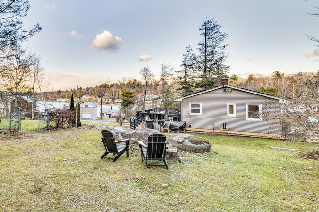 Building Photo - 25 Cottage Grove Rd