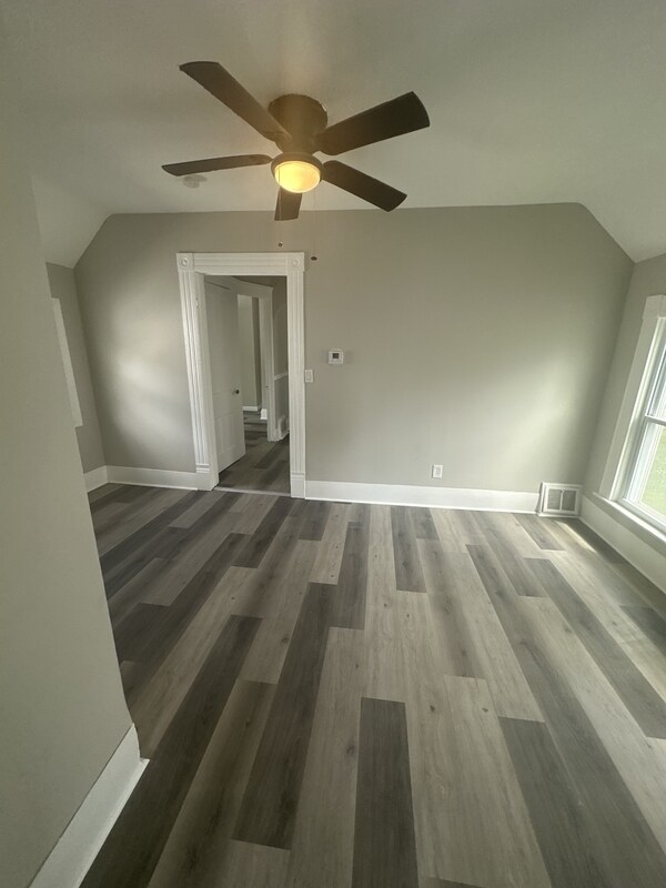 Building Photo - 3155 W 84th St