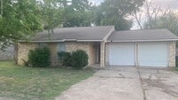 Building Photo - 421 Stonecreek Dr