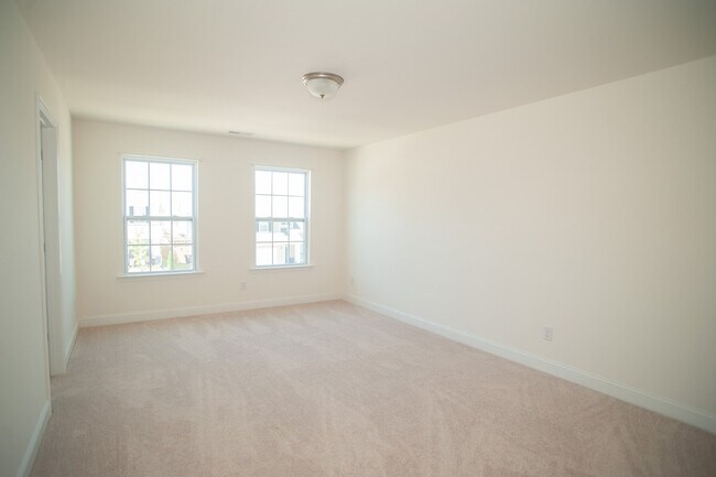 Building Photo - 131 Weldon Ln