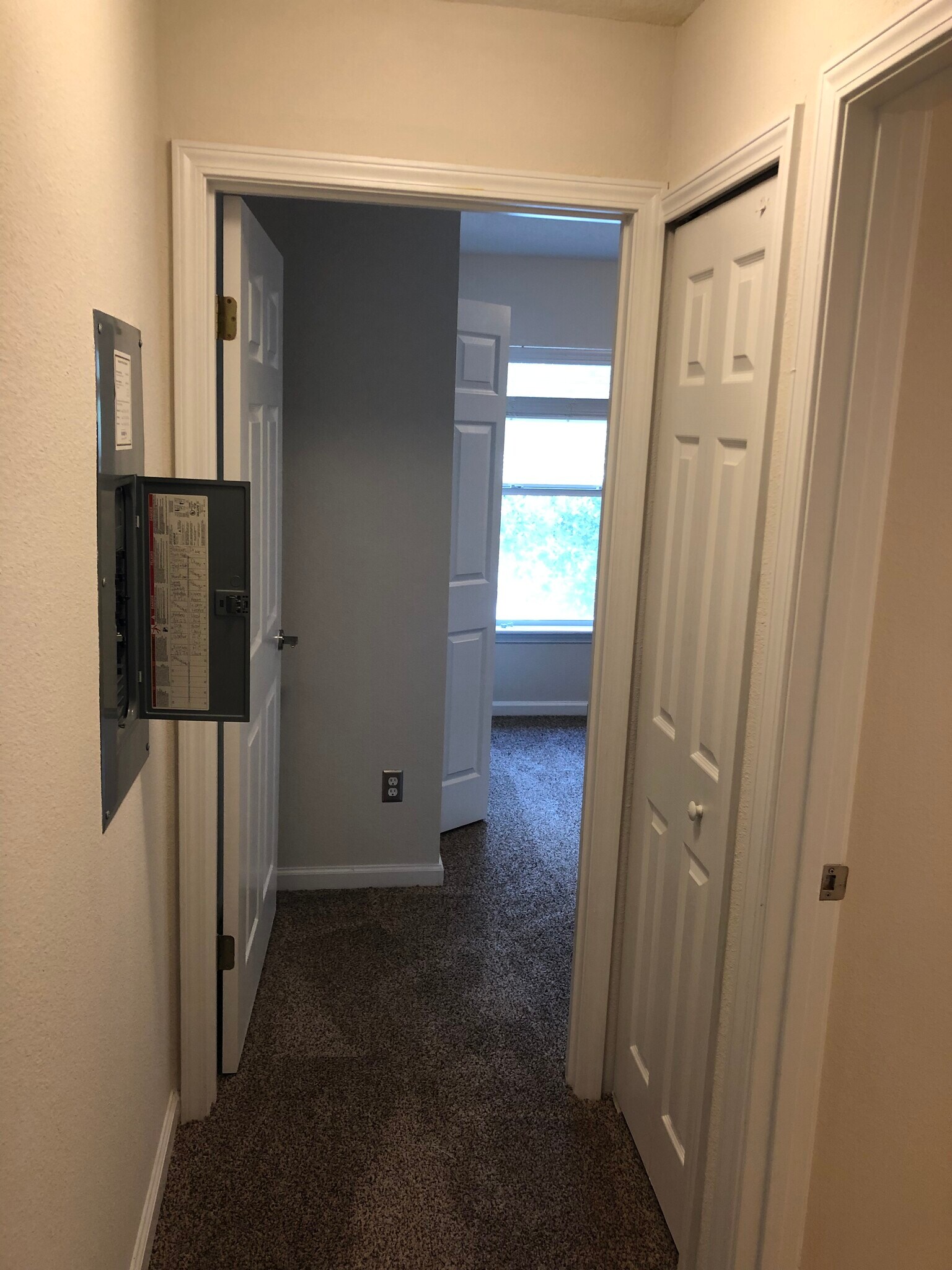Building Photo - 3631 Kirkpatrick Cir