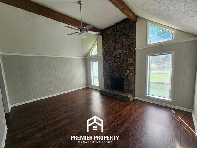 Building Photo - Stunning 3BR/2BA Home | 1,644 Sq Ft, Floor-to-Ceiling Stone Fireplace & High Ceilings