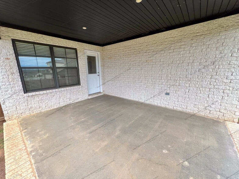 Building Photo - 6621 Leightyn Ln