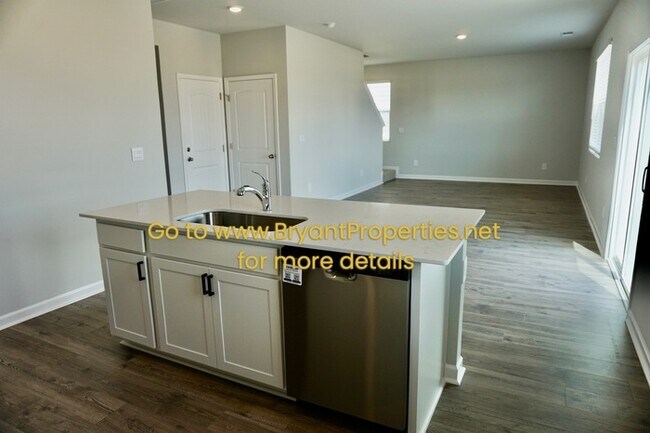 Primary Photo - 1531 Rosewood Dr