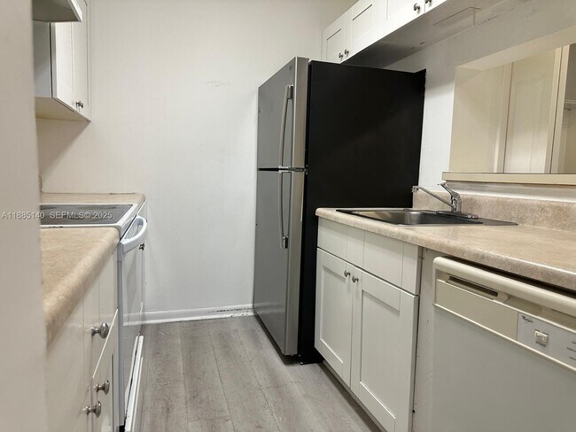 Building Photo - 4201 W McNab Rd