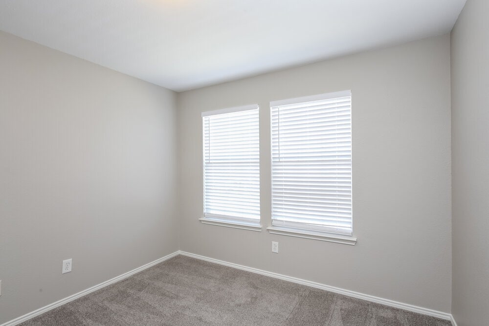 Building Photo - 2246 Midbury Dr