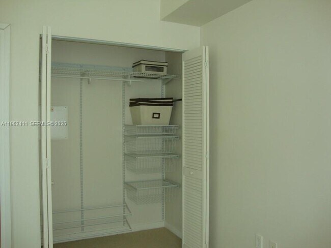 Building Photo - 300 S Biscayne Blvd