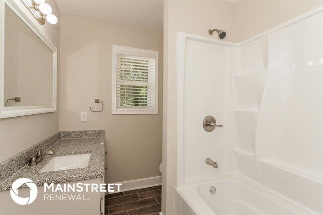 Building Photo - 4716 Lawrence Orr Rd