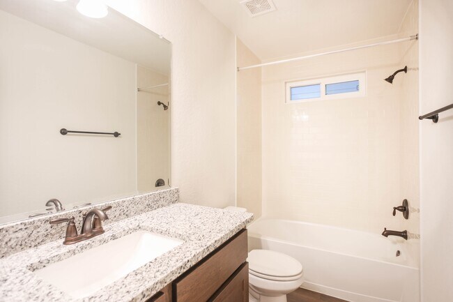 Building Photo - 13838 Enzo Gate