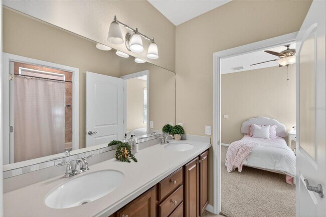 Building Photo - 7710 Tuscany Woods Dr