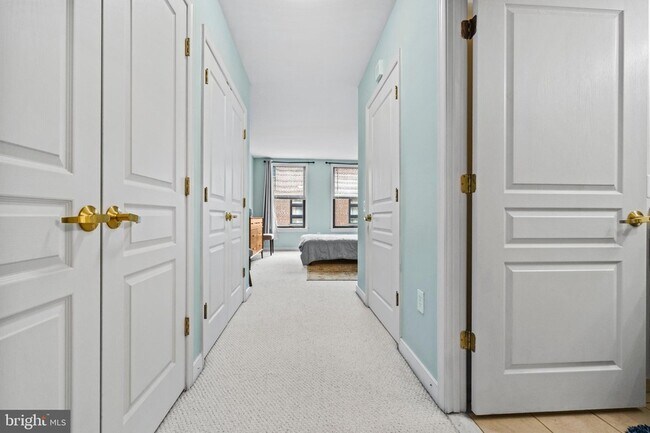 Building Photo - 631 D St NW