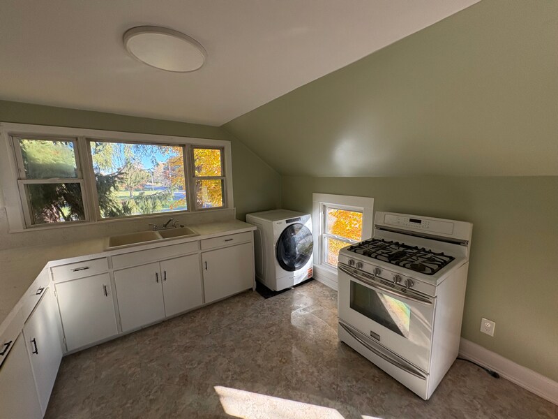 Building Photo - 246 Schwartz Rd