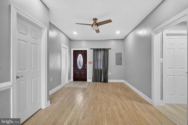 Building Photo - 505 69th St