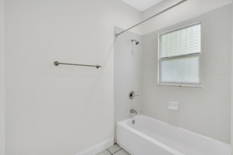 Building Photo - 1023 E Broad St