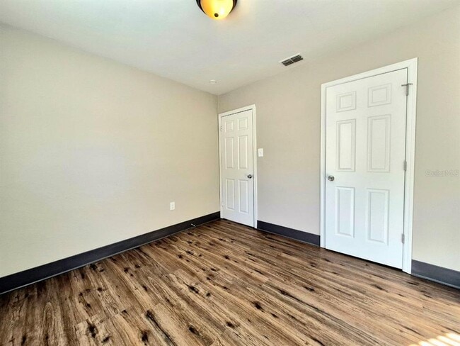 Building Photo - 1725 W Arch St