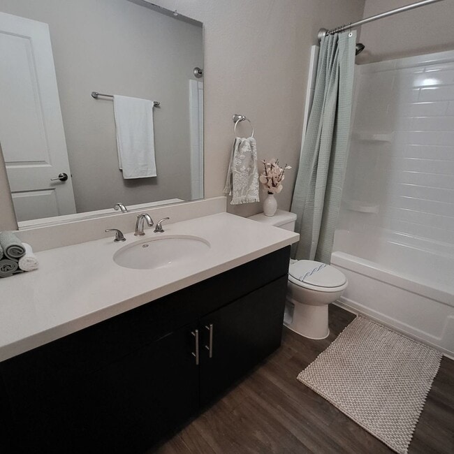 Interior Photo - Riverbend Apartments | Park-Like Community Near Downtown Sacramento