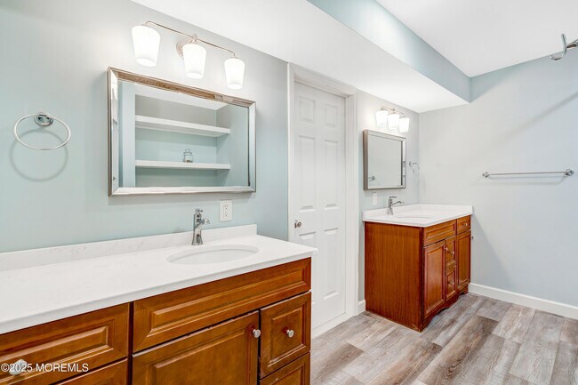 Building Photo - 85 E Water St