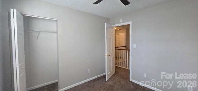 Building Photo - 14109 Southbridge Forest Dr