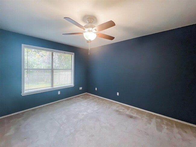 Building Photo - 7521 Peabody Dr