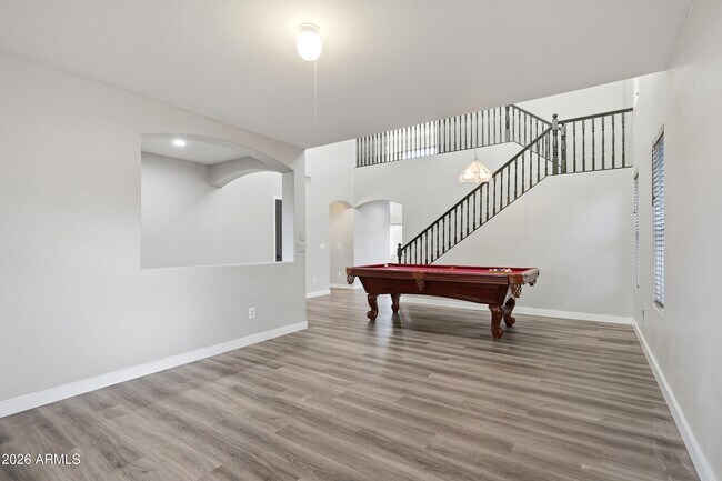 Building Photo - 1537 E Bowman Dr