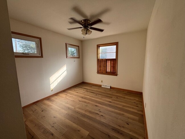 Building Photo - 4408 Vesta Dr