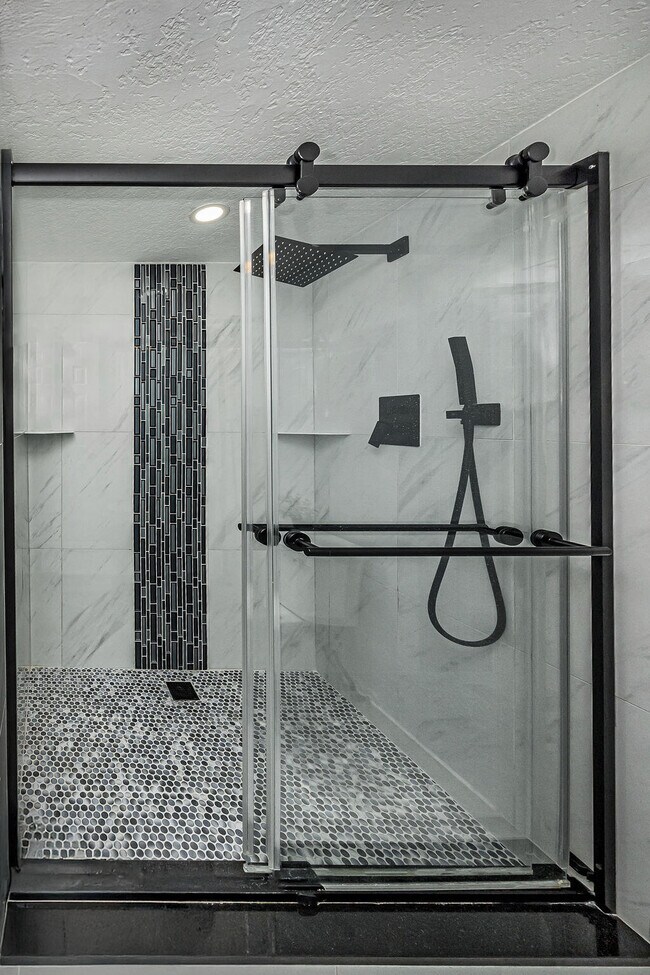 Building Photo - 3630 Whitehall Dr