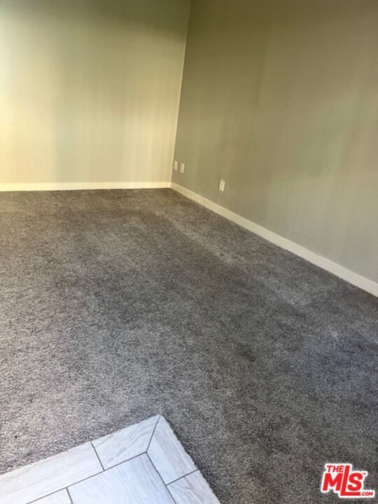 Building Photo - 10540 Balboa Blvd