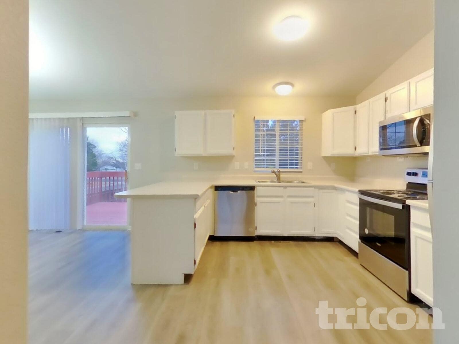 Building Photo - 308 N 46th Ave