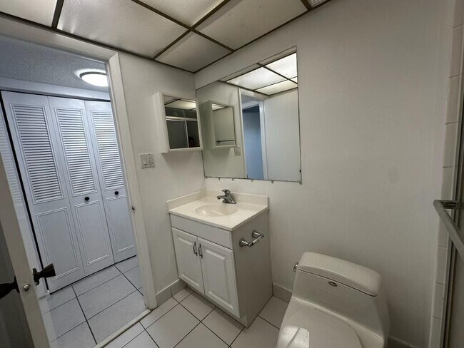 Building Photo - 2600 Fiore Way