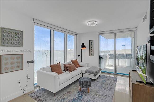 Building Photo - 7930 East Dr