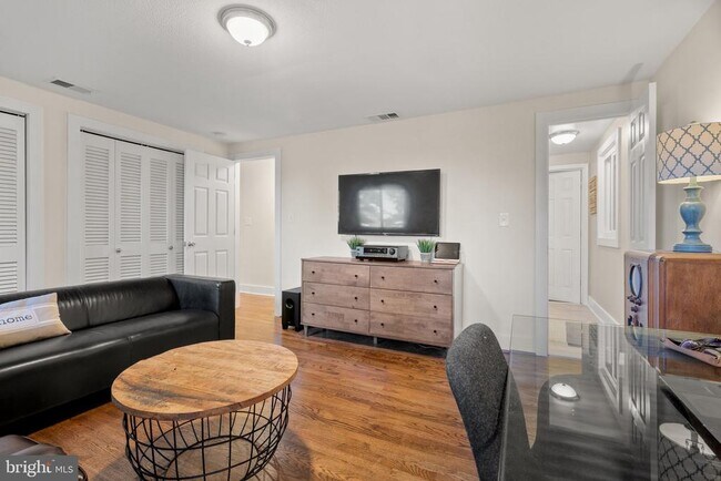 Building Photo - 14827 Old Frederick Rd