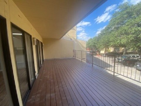 Building Photo - 8642 Fredericksburg Rd