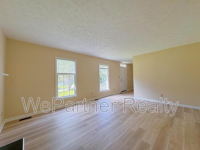 Building Photo - 5332 Winslow Crossing