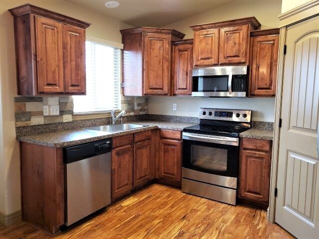 Building Photo - 2 Weeks Free on This Beautiful 4-Bed, 3-Bath Home for Rent in West Haven!