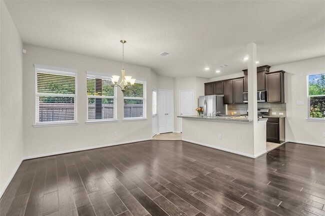 Building Photo - 8306 Columbia Forest Dr