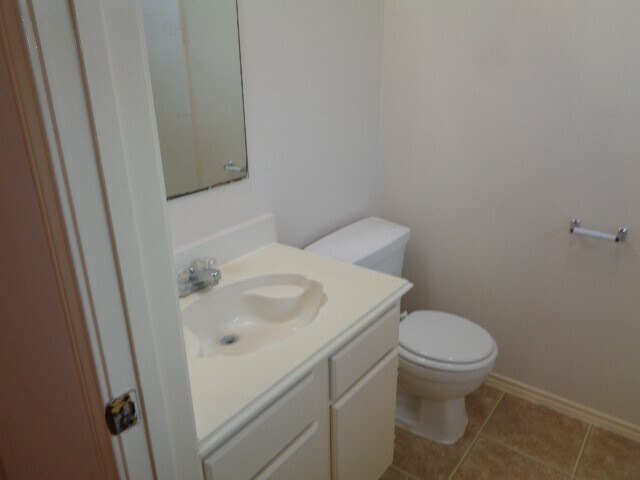 Building Photo - 20107 Beechview Ln