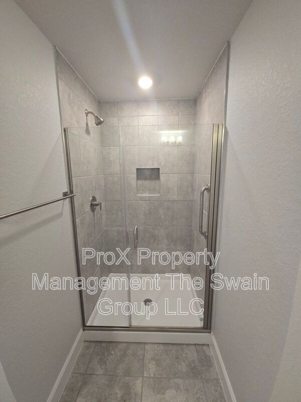 Building Photo - 2107 Cartgate Ln