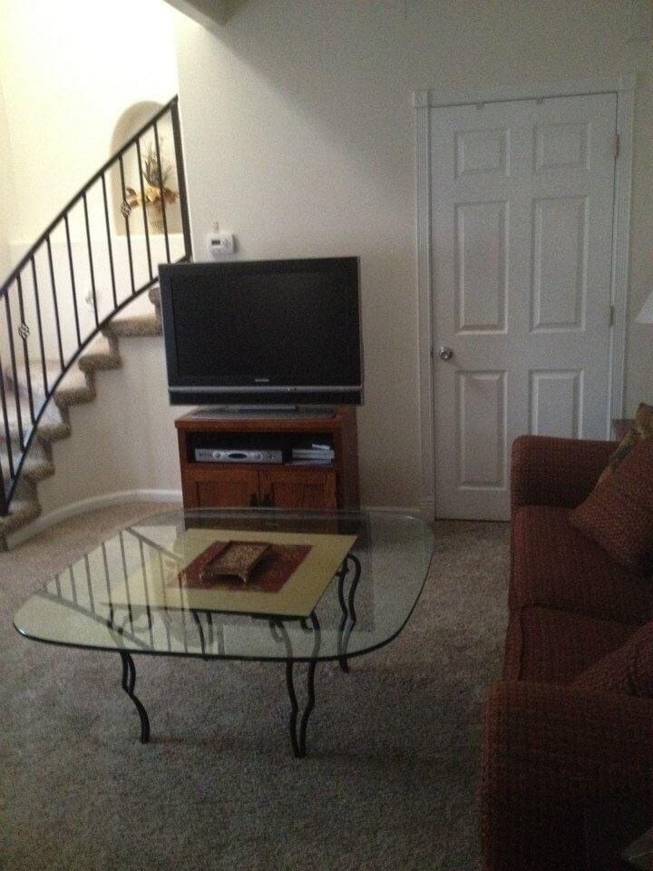 Living room - 311 S Montezuma St