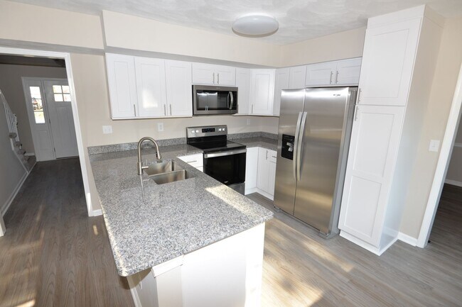 Building Photo - Single Family in Kempsville